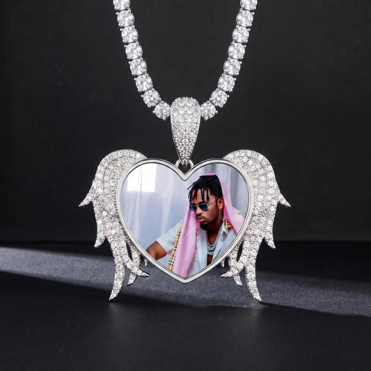 18K gold heart angel wings pendant front view