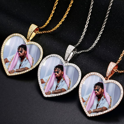All three heart-shaped pendants, gold heart picture chain necklace