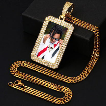 Side angle of square picture chain pendant